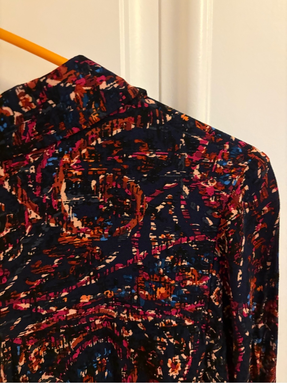 Liverpool Los Angeles Paisley Button Down Blouse - Picture 12 of 16